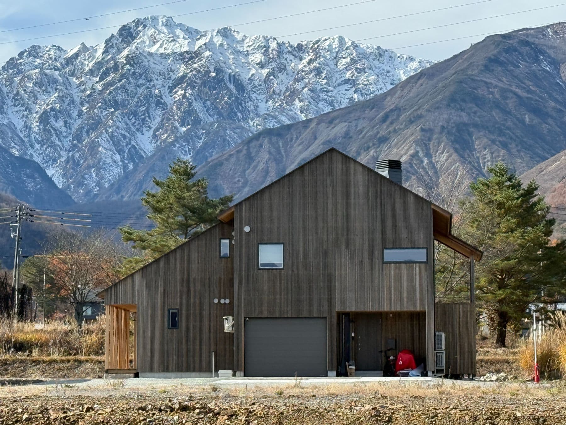 A chalet with a view of Yama & Sora
